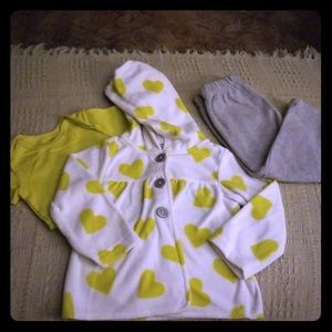 Carter's 3-piece fleece outfit